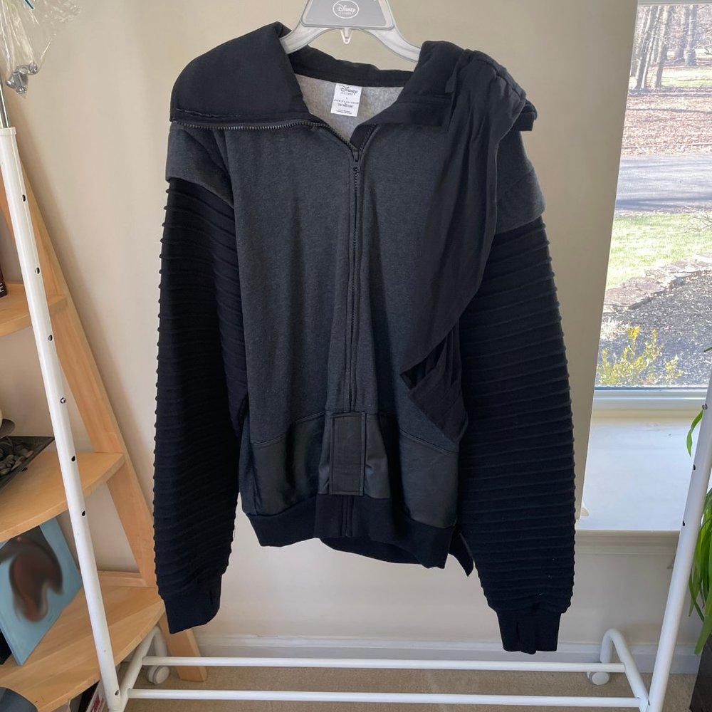 Disney Store Star Wars Kylo Ren Men's L Hoodie! Unique Collectible New With Tags